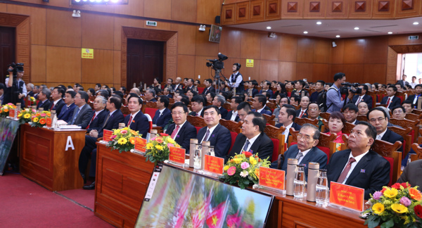 17th Dak Lak Provincial Communist Party Congress officially opens: Determine to implement targets proposed in Resolution 