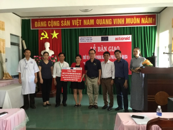 ActionAid Vietnam sponsors medical equipment for the Krong Bong District Health Centre