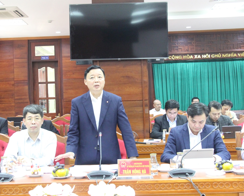 Ủy viên Trung ương Đảng, Bộ trưởng Bộ Tài nguyên và Môi trường Trần Hồng Hà kết luận buổi làm việc