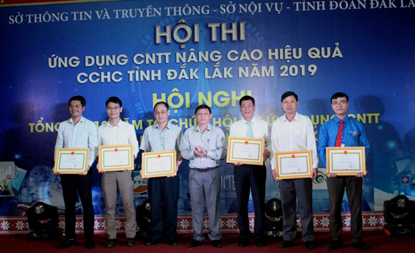 Tổng kết 10 năm tổ chức Hội thi Ứng dụng công nghệ thông tin nâng cao hiệu quả cải cách hành chính
