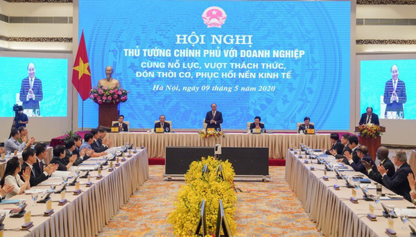 Thủ tướng Chính phủ đối thoại trực tiếp với doanh nghiệp cả nước 